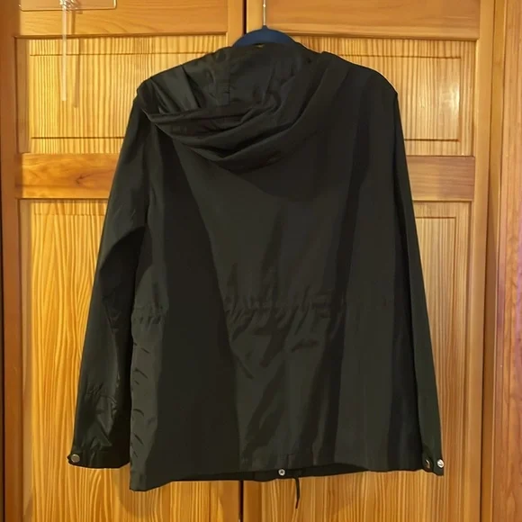 NWOT Forever 21 Men’s lightweight black jacket - Picture 4 of 5